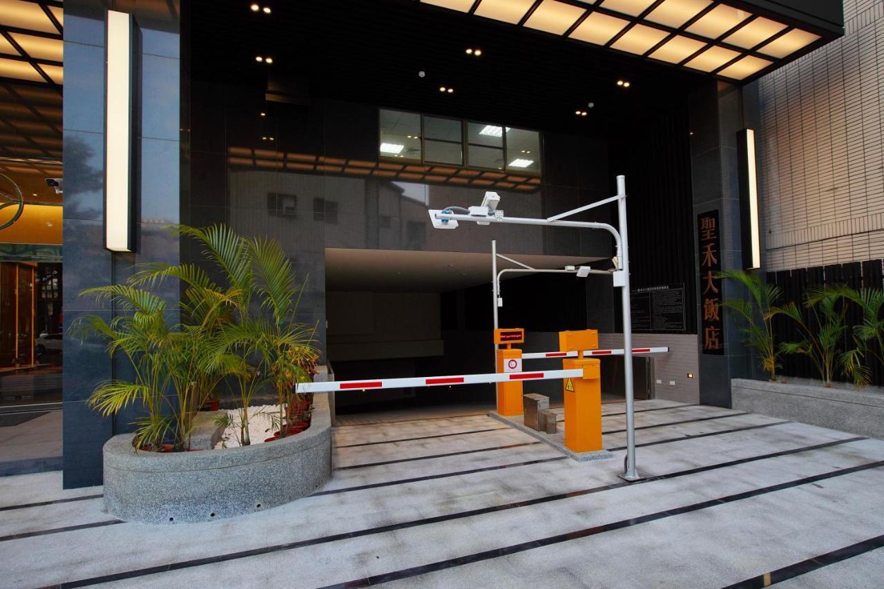 Hotel A Tajnan Kültér fotó