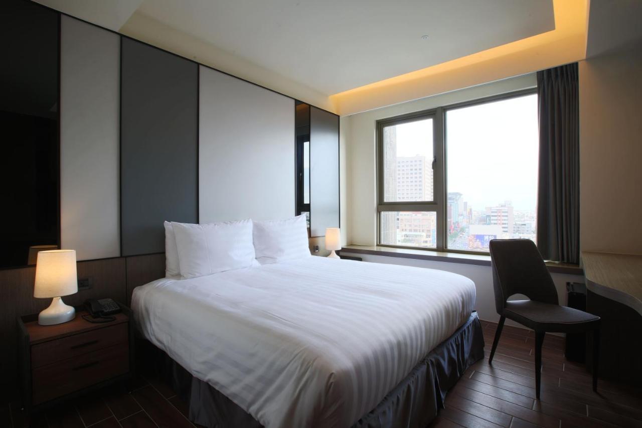 Hotel A Tajnan Kültér fotó