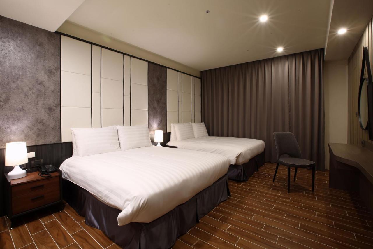 Hotel A Tajnan Kültér fotó