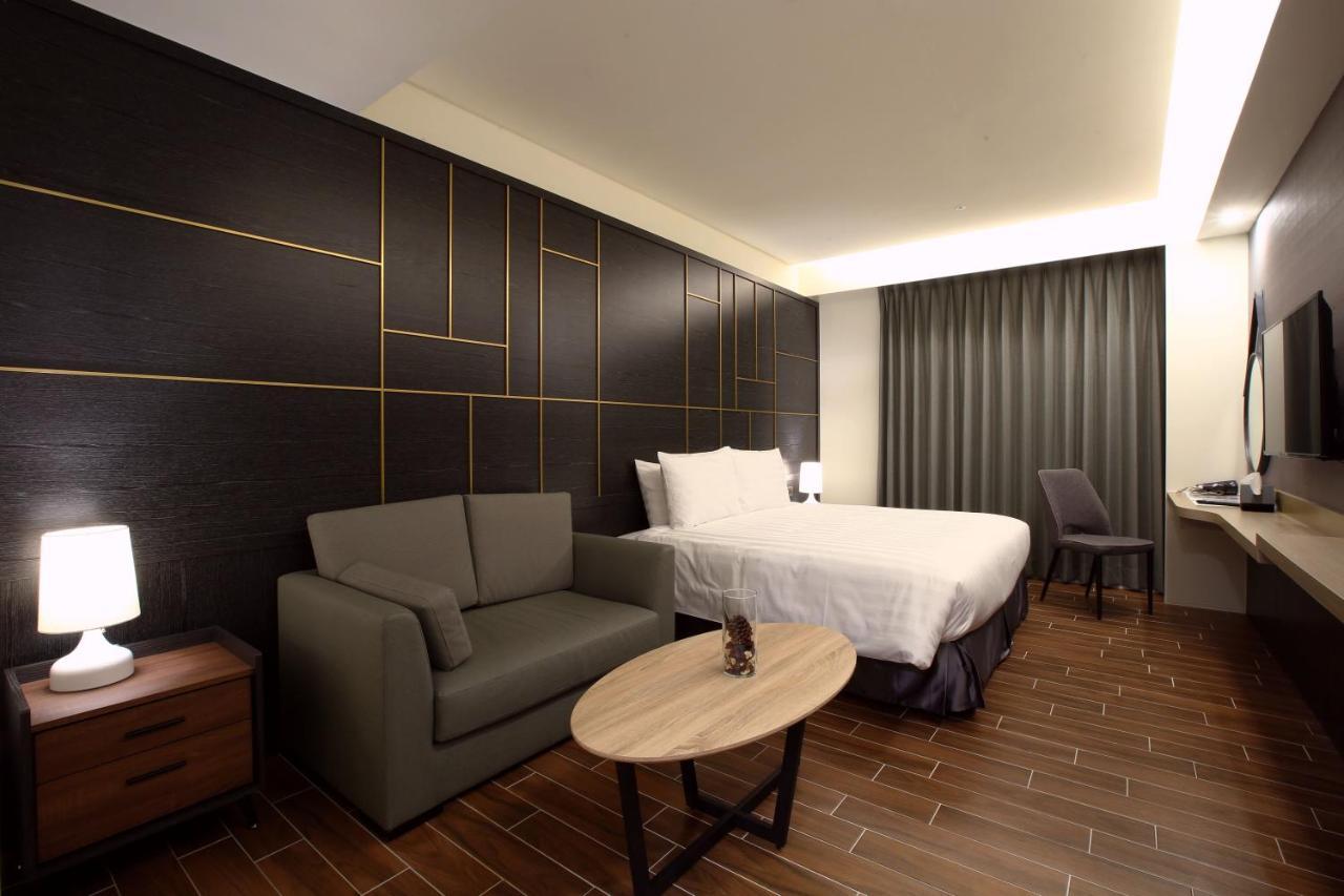 Hotel A Tajnan Kültér fotó