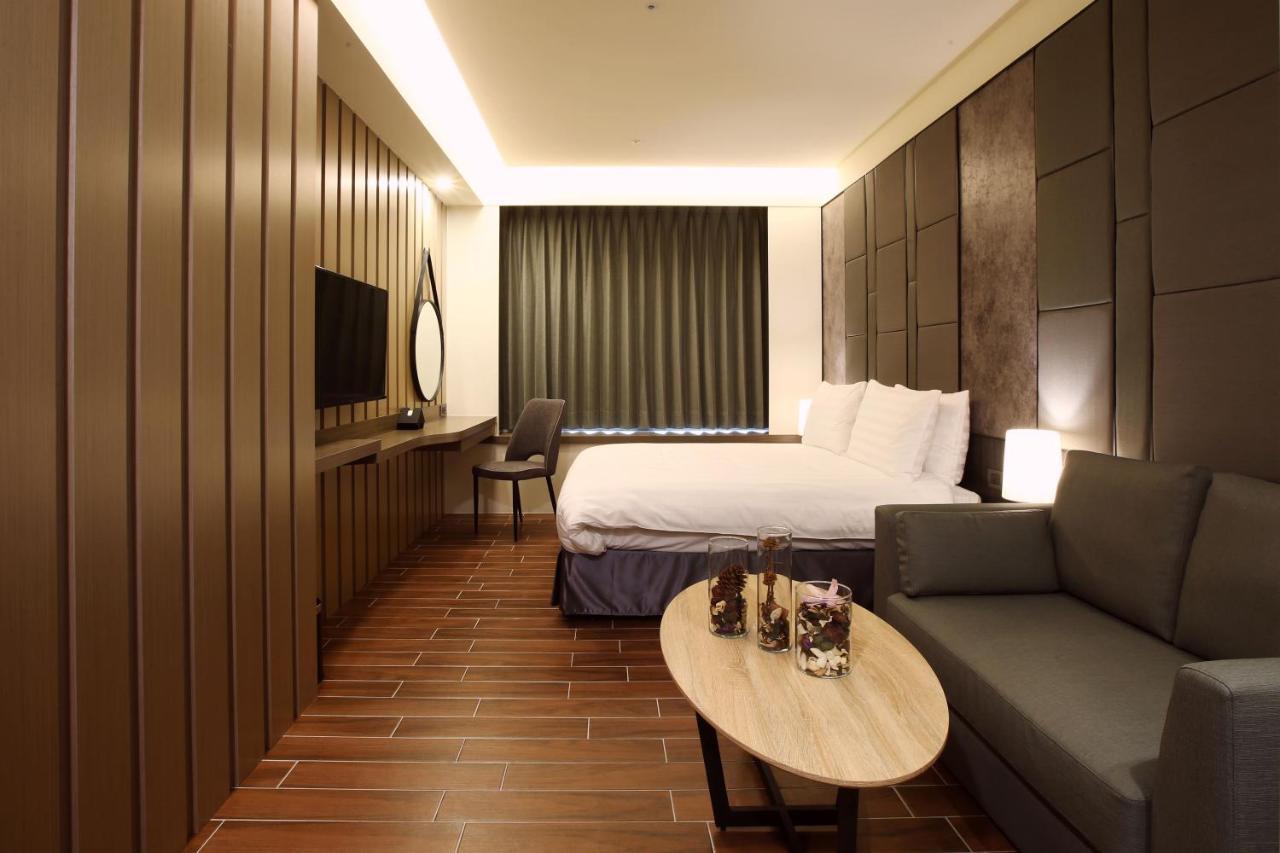 Hotel A Tajnan Kültér fotó
