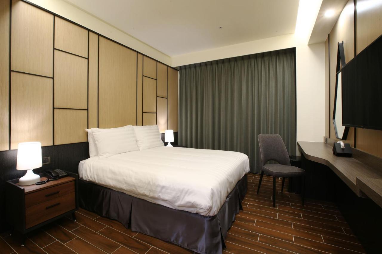 Hotel A Tajnan Kültér fotó